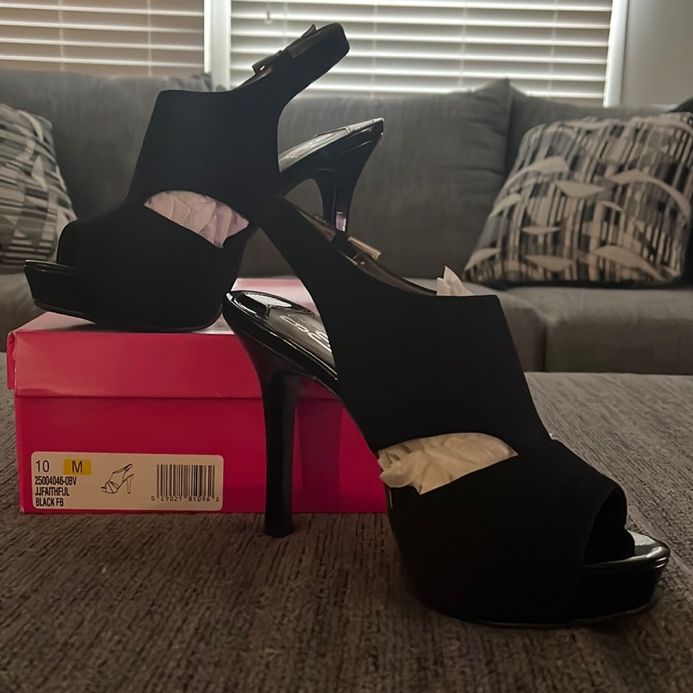 Open toe heels